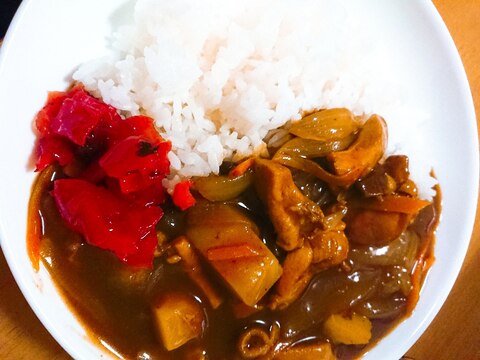 野菜ジュースでコク旨☆チキンカレー